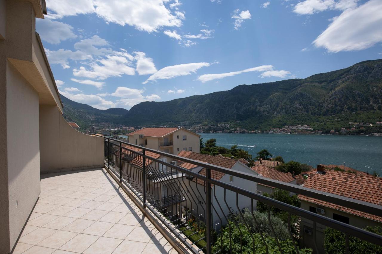 Point Of View Apartment Kotor Exterior photo