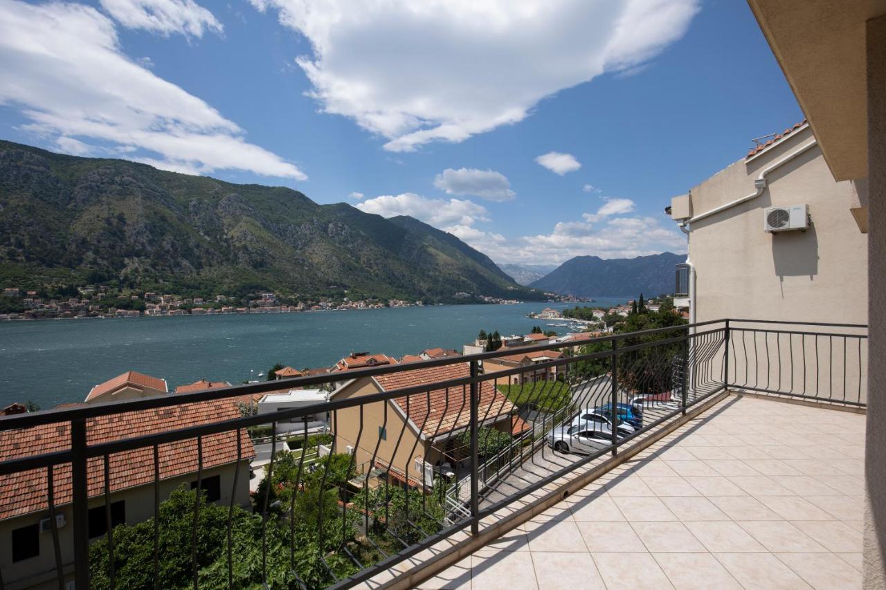 Point Of View Apartment Kotor Exterior photo