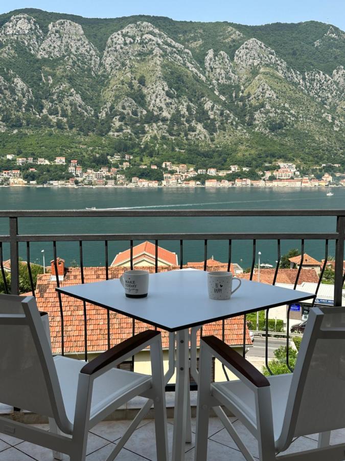 Point Of View Apartment Kotor Exterior photo